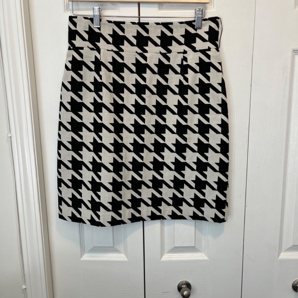 Antonio Melani size 6 skirt - Picture 3 of 11